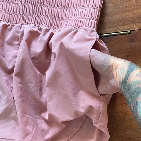 📞LAST CALL📞 Nike Women's Dri-Fit Running shorts - Picture 5 of 8